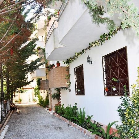 Tafilaj Apartments Дуррес Экстерьер фото