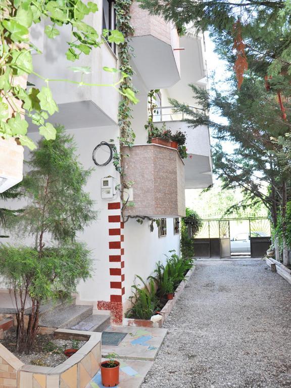 Tafilaj Apartments Дуррес Экстерьер фото